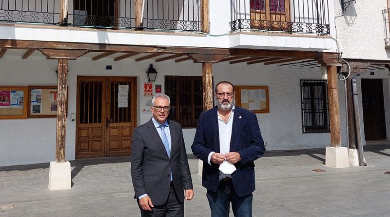 El consejero de administraciones públicas visita Torrejón de Velasco
