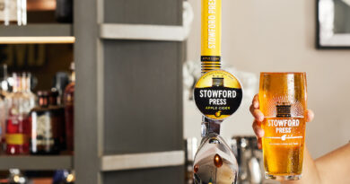 LA SAGRA-Molson Coors distribuirá en exclusiva en España las sidras Stowford Press y Henry Westons