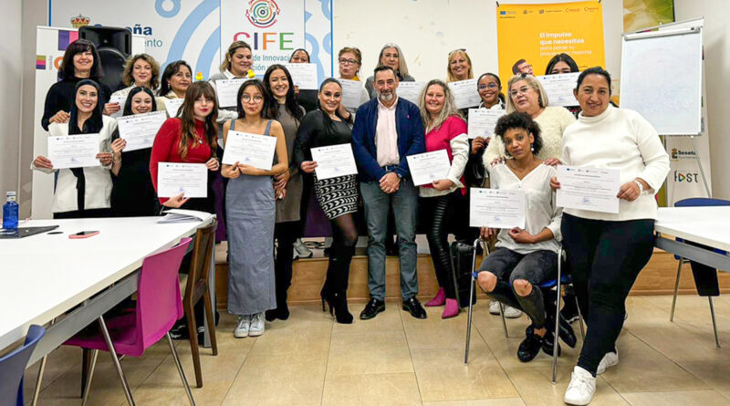 Más de 20 mujeres de Seseña finalizan con éxito un curso de 