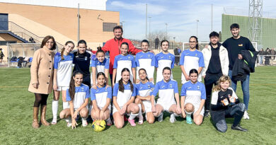 Jóvenes deportistas femeninas de Olías del Rey celebran sus logros